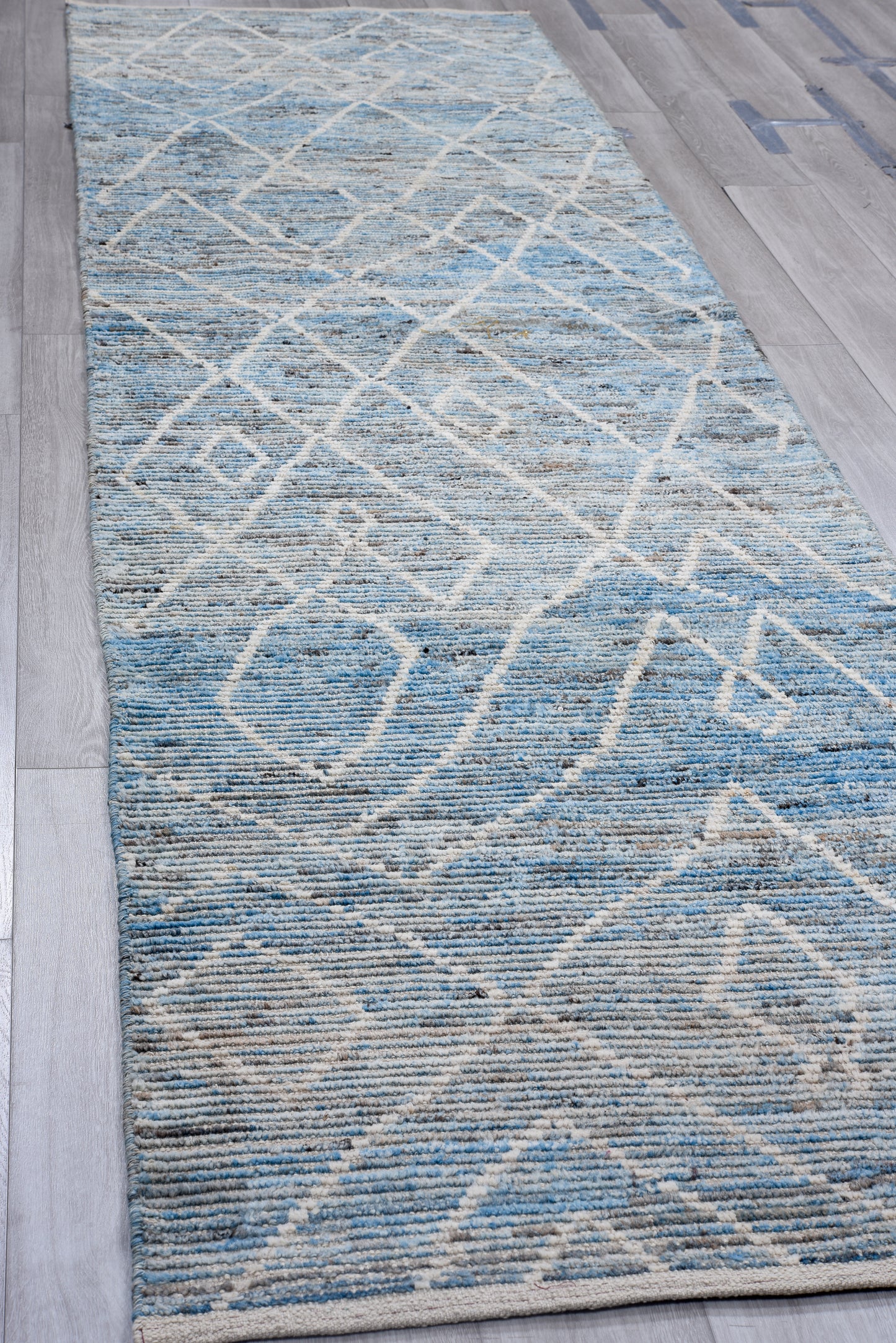 Moroccan Handmade Runner 4 X 13 |Blue, Beige, White| Hand knotted (4343)