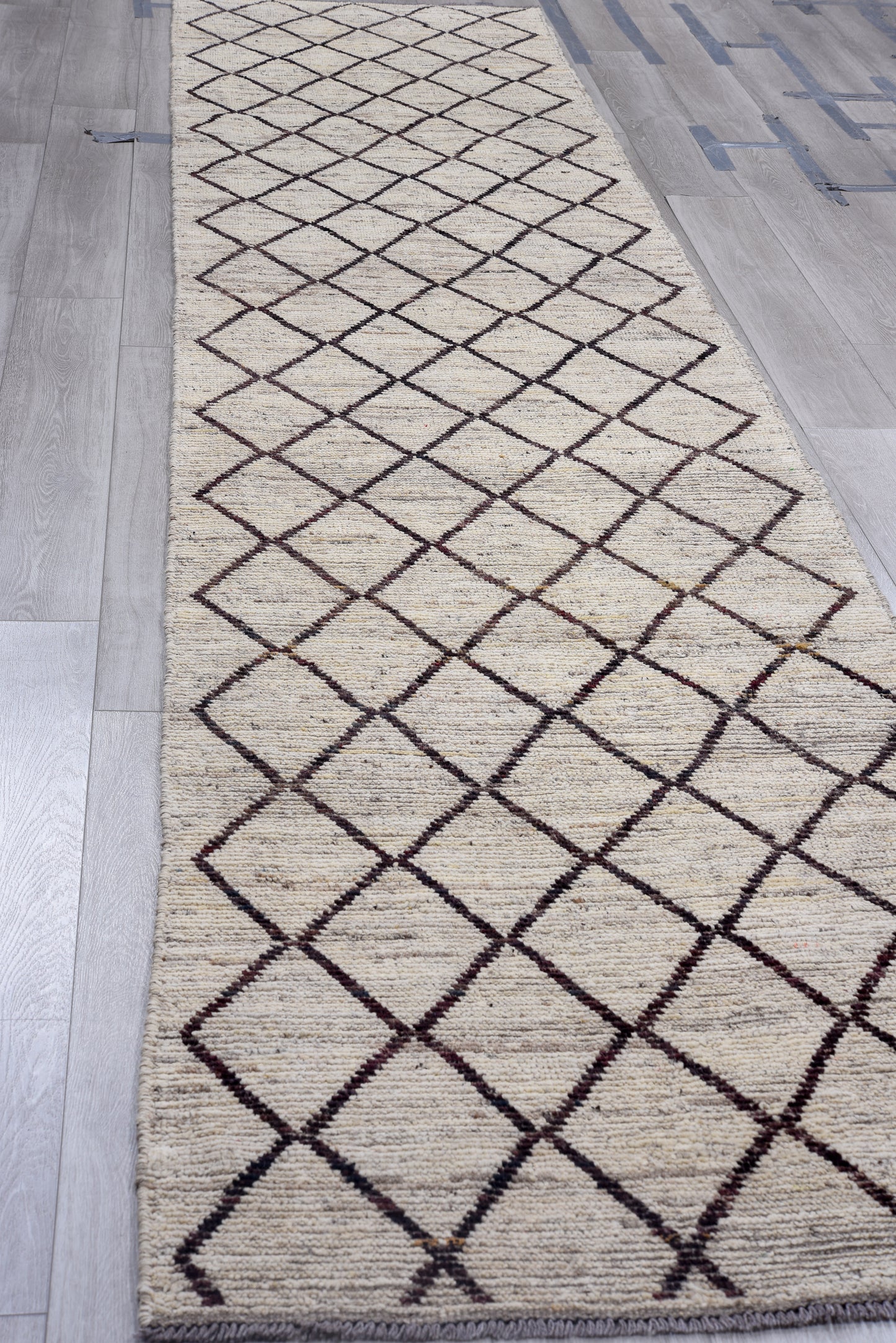 Moroccan Handmade Runner 3 X 16, | Black, Beige | Hand Knotted (4363)