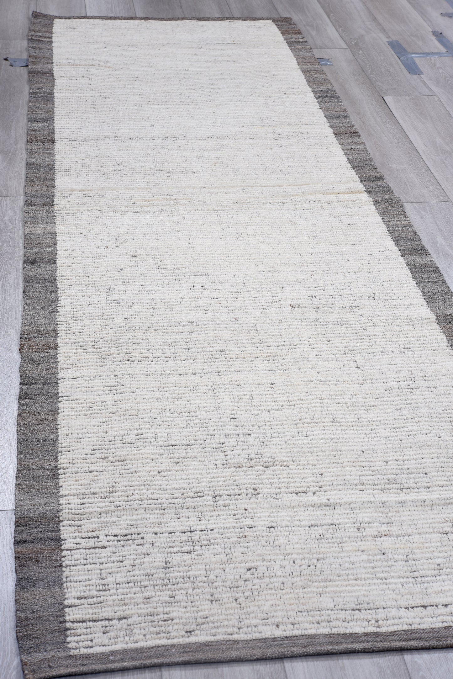 Moroccan Handmade Runner 3 X 10 | Beige, Black | Hand knotted (4408)