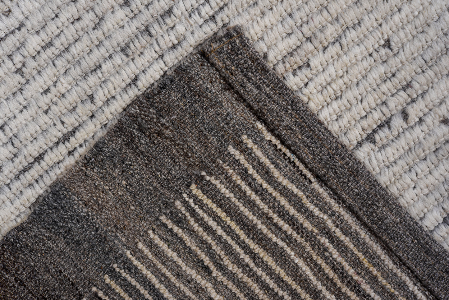 Moroccan Handmade Runner 3 X 10 | Beige, Black | Hand knotted (4408)