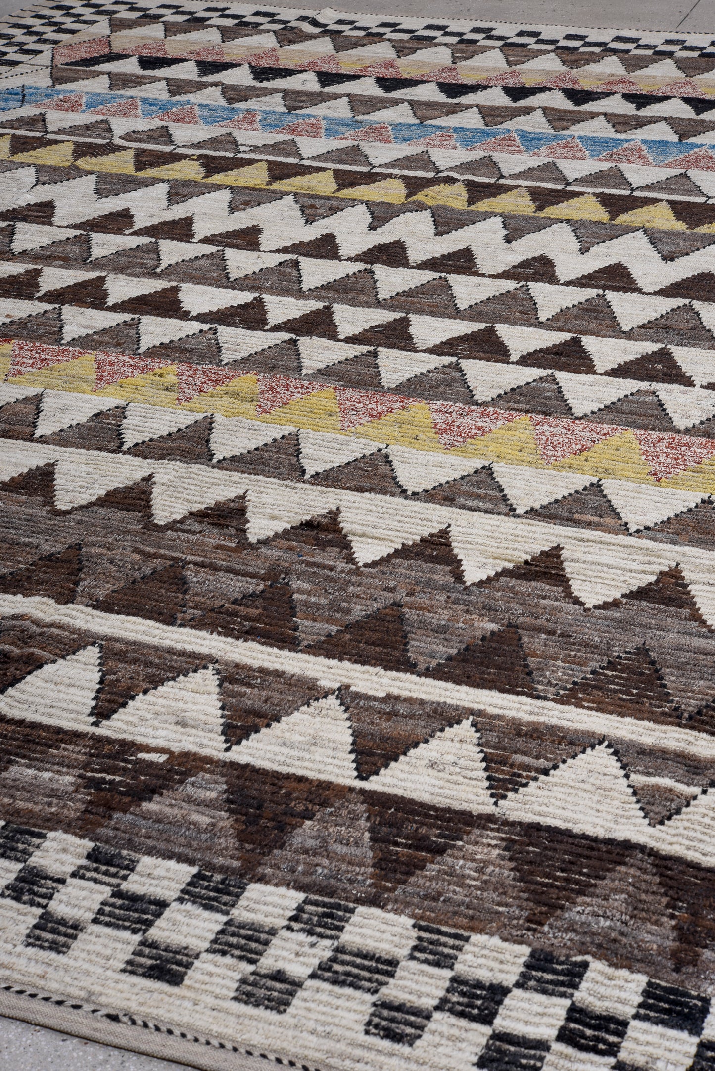 Moroccan Handmade Area Rug 14 X 16 | Black, Brown, Beige, Blue, Yellow, Red | Hand Knotted (4848)