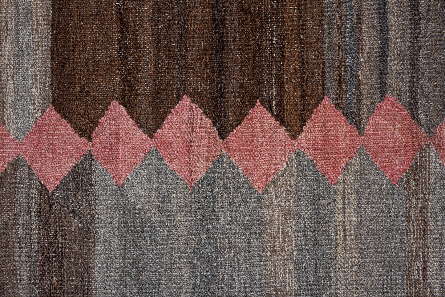 Modern Kilim flat weave | 11 x 16 | Area Rug | tribal design | pink, brown, beige, grey | hand woven (5033)