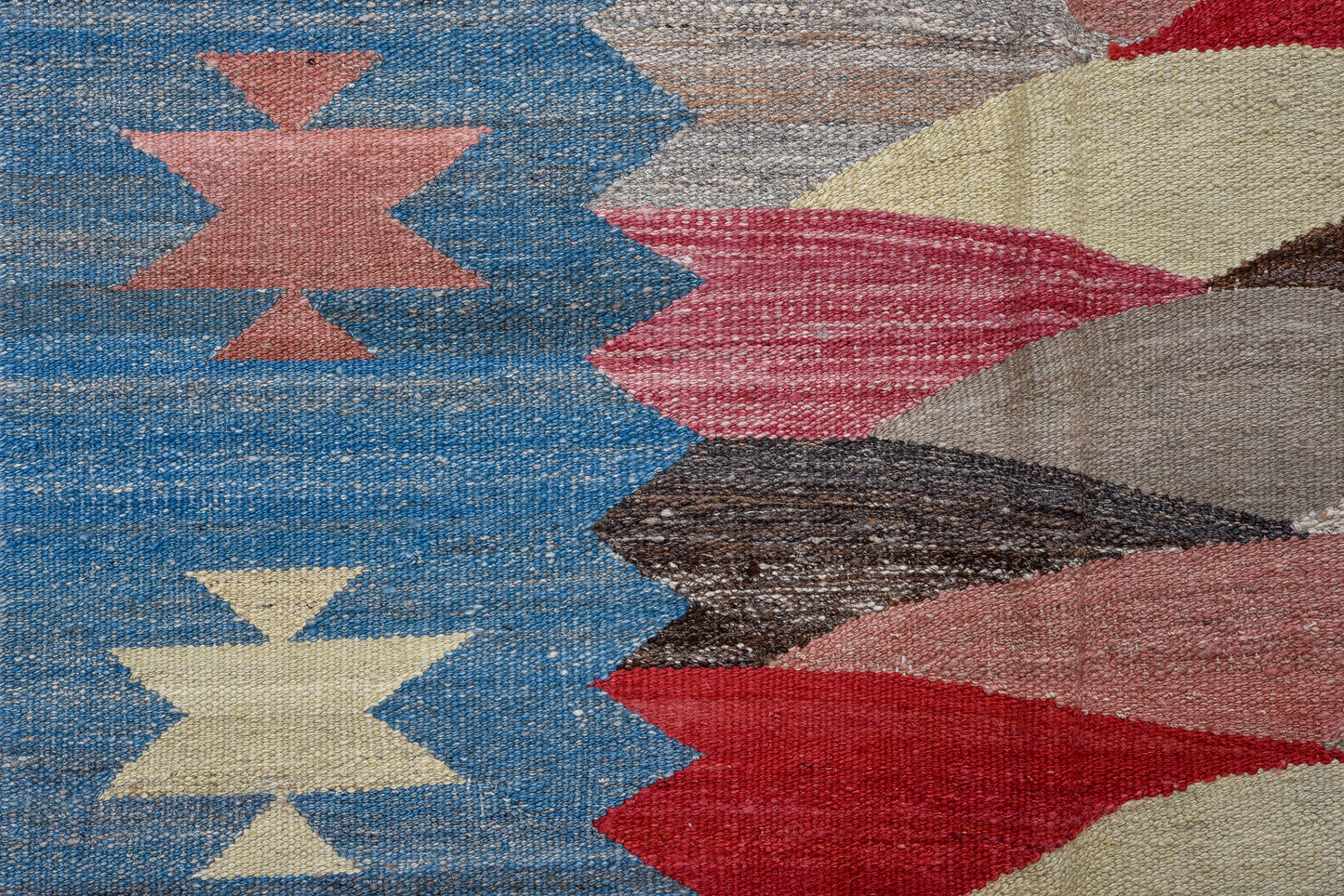 Modern Kilim flat weave | 10 x 14 | Area Rug | tribal design | brown, beige, grey, blue, pink, red| hand woven (5041)